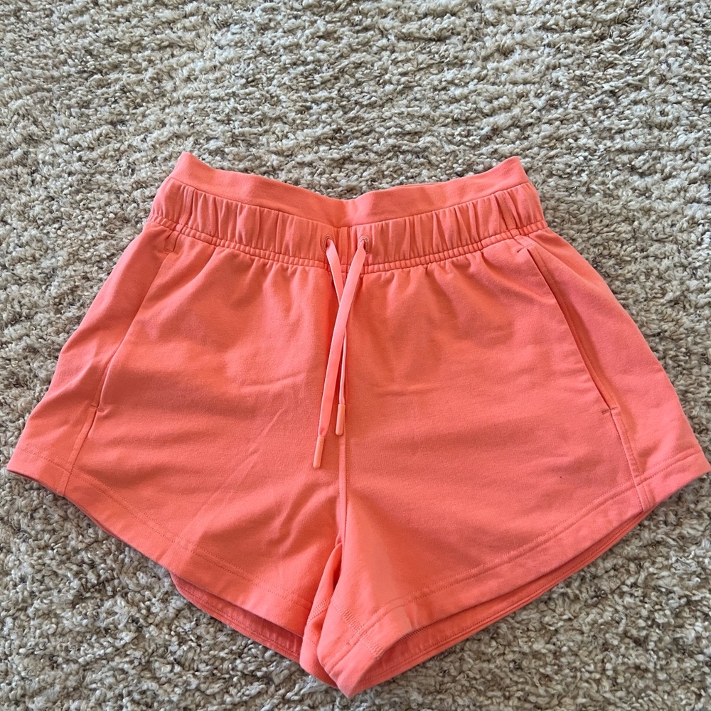 Lululemon Inner Glow High Rise Short 3”